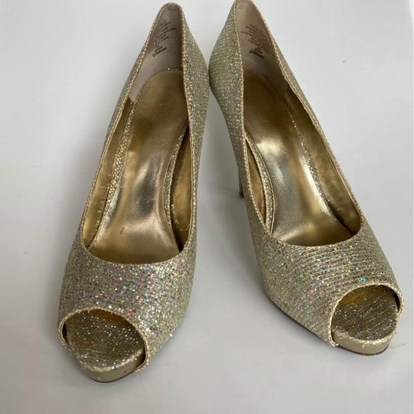 Nine West heels - Picture 2 of 3